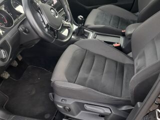 Volkswagen Golf 2.0 110kW