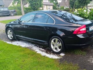 Volvo S80 2.5 147kW