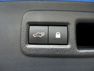 Lexus NX 300h AWD / Executive 2.5 114kW