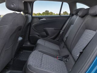 Opel Astra Sport Tourer 1.6 81kW