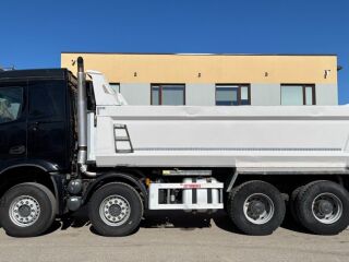 Mercedes-Benz Arocs 3258 8x4*4 STEEL 425кВ