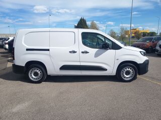 Peugeot Partner L2 2.4t BlueHDi 130 1.5 96kW
