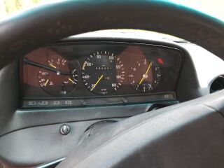 Mercedes-Benz 240 2.4 53kW