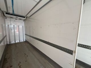 Mercedes-Benz Antos 2535 6x2*4 260kW