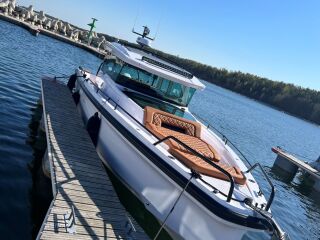 Axopar 37XC Cross Cabin 4.6 V8 Mercury 2x300hj V8  JPO