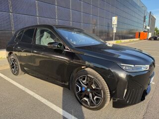 BMW iX xDrive 50 385кВ