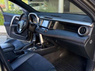 Toyota RAV4 Style Facelift Edition 2.5 114kW