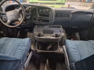 GMC Savana 3500 6.5 V8 140kW