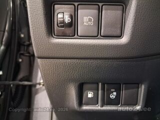 Toyota C-HR Crossover Luxury Navi e-CVT 1.8 VVT-i Hybrid Electric Vehicle 37kW+ 72kW
