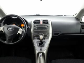 Toyota Auris Linea Sol ATM 1.6 91кВ