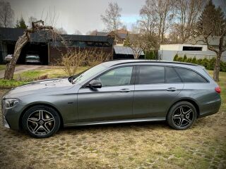 Mercedes-Benz E 300 de AMG Night pakett plug-in 225кВ