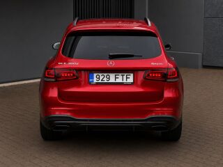 Mercedes-Benz GLC 300 AMG 2.0 180кВ