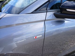 Audi Q4 e-tron S-LINE 4WD 50 EDITION ONE GREY 220kW