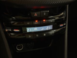 Peugeot 2008 1.2 81kW