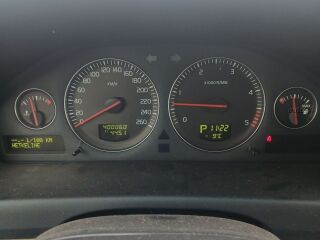 Volvo XC70 2.4 R5 136kW