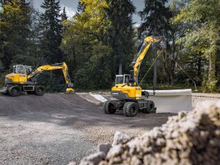 Liebherr A909 / A911 3.8 Kubota V3800 80kW