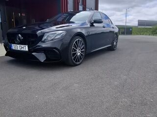 Mercedes-Benz E 220 2.0 143kW
