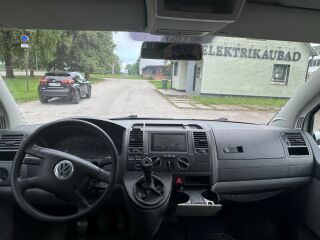 Volkswagen Caravelle 2.5 96kW