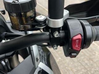 QJ Motor SRT 600 SX kohvritega 41kW