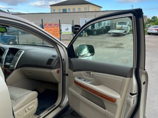 Lexus RX 300 3.0 V6 150кВ