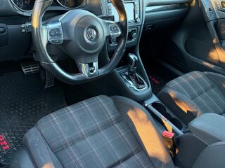 Volkswagen Golf GTI 2.0 147кВ