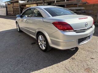 Opel Astra TwinTop 1.8 103kW