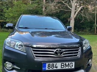 Toyota RAV4 2.2 110kW