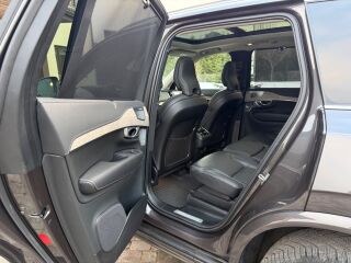 Volvo XC90 ULTIMATE BRIGHT 7 LUXURY XENIUM FULL 2.0 AWD B5 KERS Mild Hybrid 173kW