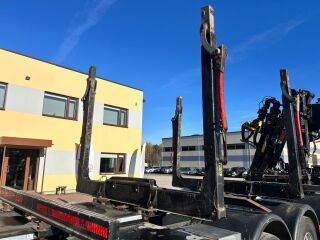 Mercedes-Benz Arocs 3763 8X4*4 EURO6 + LOFLIFT 125Z HiVision EUR 460кВ