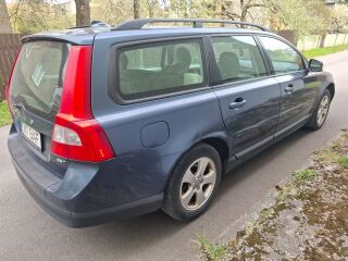 Volvo V70 2.5 147kW