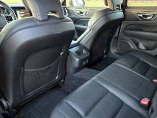 Volvo V60 Cross Country AWD Inscription B4 KERS 2.0 145kW