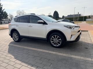 Toyota RAV4 Premium 2.0 112kW