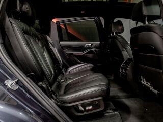 BMW X7 3.0 195kW