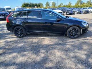 Volvo V60 MOMENTUM 2.0 D 120kW