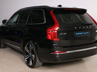 Volvo XC90 AWD ULTIMATE BRIGHT 7 LUXURY XENIUM FULL 2.0 T8 Recharge Long Range Plug-In-Hybrid 335кВ