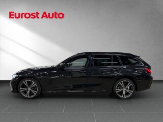 BMW 320 Touring G21 M Sport Black-Sapphire Metallic 2.0 140kW