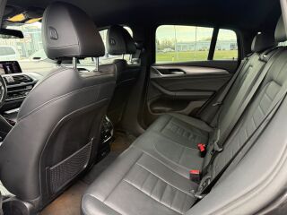 BMW X4 M Pakett XDRIVE30D 3.0 195kW