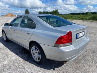 Volvo S60 2.4 D5 120kW