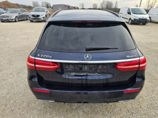 Mercedes-Benz E 220 AMG Line 4-MATIC FACELIFT 2.0 143kW