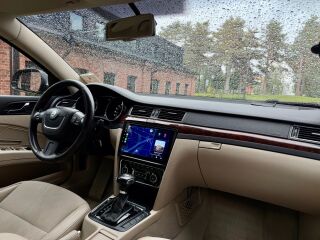 Skoda Superb Twin-Door Elegance 4Motion 3.6 VR6 191kW
