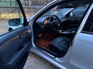 Mercedes-Benz E 280 Avantgarde 4Matic 3.0 V6 CDi OM642 140kW