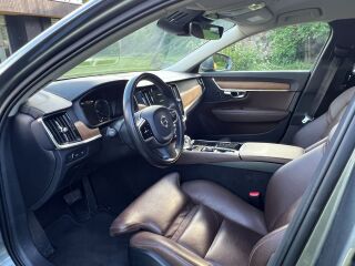 Volvo V90 T8 AWD Inscription 2.0 T8 Twin-Engine PLUG-IN-Hybrid 251kW