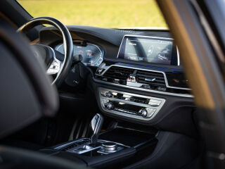BMW 745 3.0 210kW
