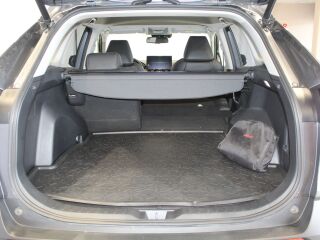 Toyota RAV4 Luxury Plus AWD 2.0 129кВ
