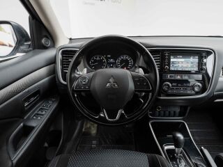Mitsubishi Outlander 2.0 108kW