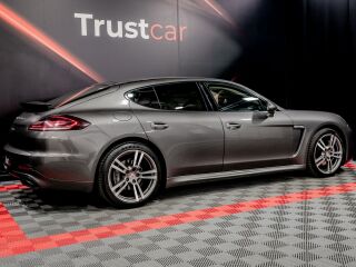 Porsche Panamera Sport chrono 3.0 221kW