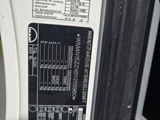 MAN TGL 12.220 4X2 BL SIDEOPENING 162кВ