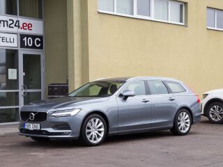 Volvo V90 Momentum 2.0 T4 140kW