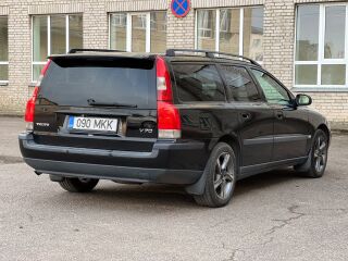 Volvo V70 Long 2.4 147kW