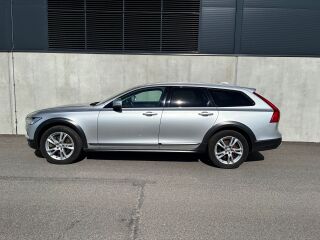 Volvo V90 Cross Country 2.0 140kW
